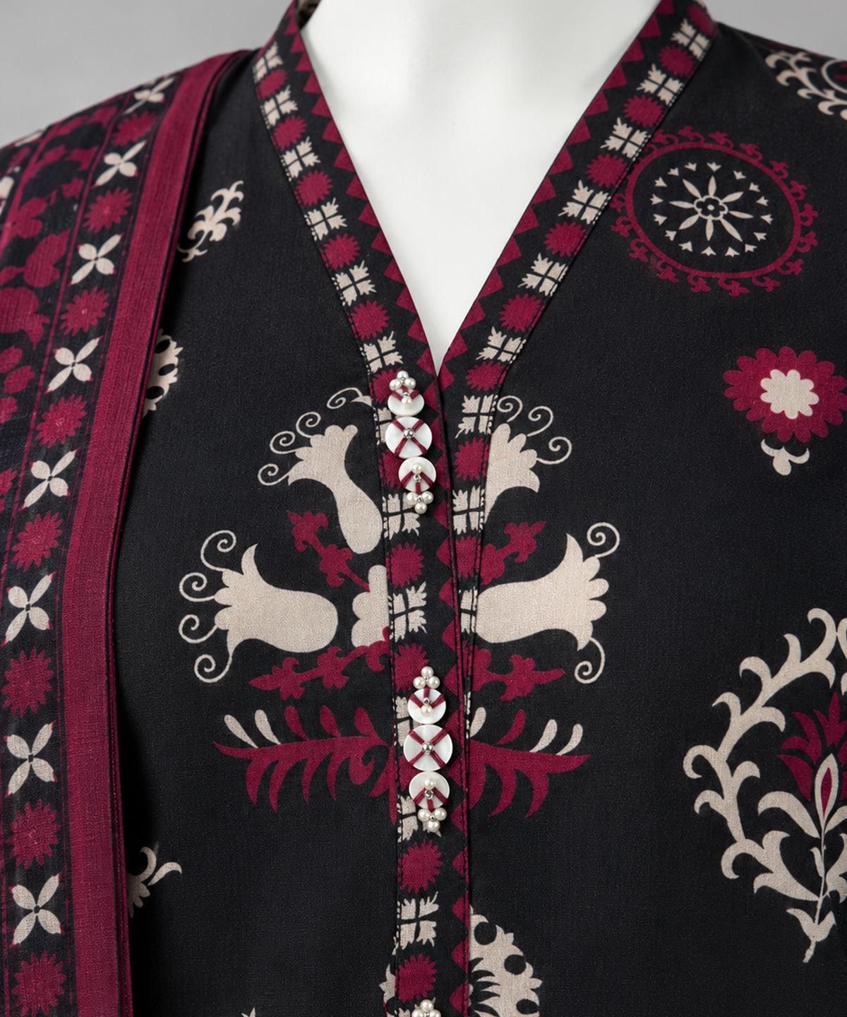 Black Embroidered Cambric Unstitched 3Pc