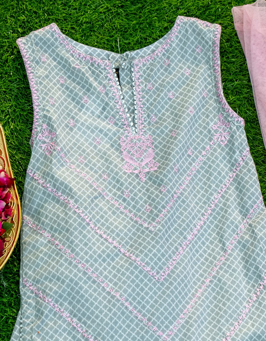 GREY LAWN INFANT GIRL STITCHED | JGKL-S-23-1566