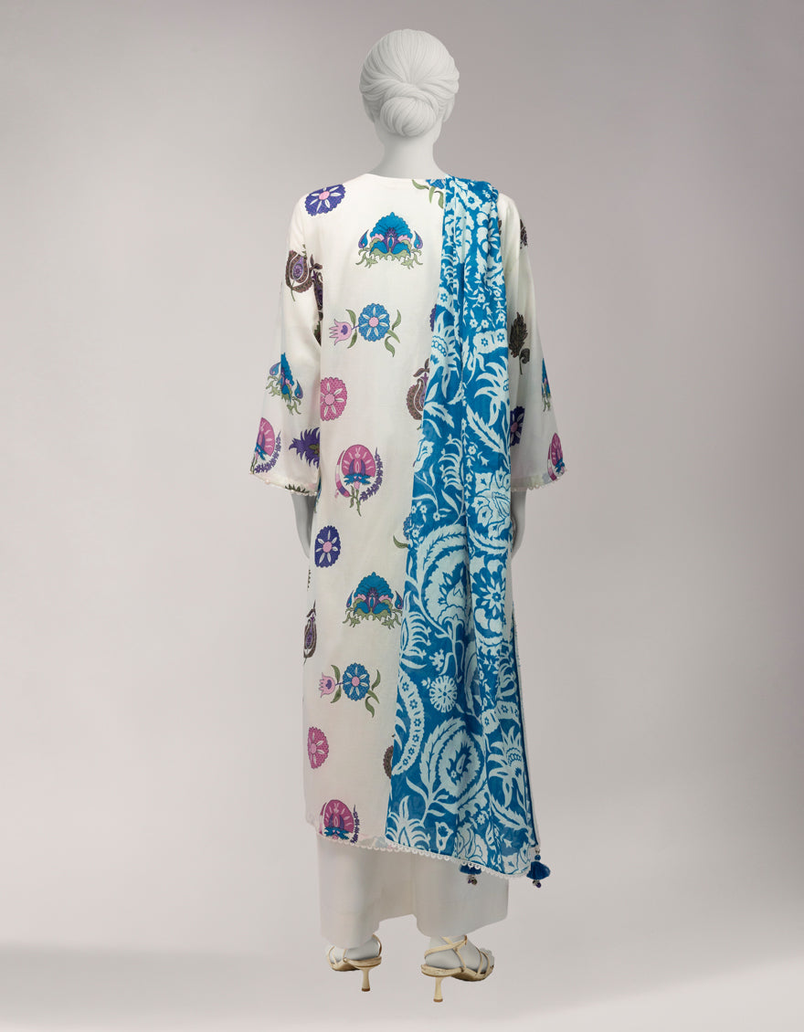 MULTICOLOR LAWN PRINTED UNSTITCHED 3PC