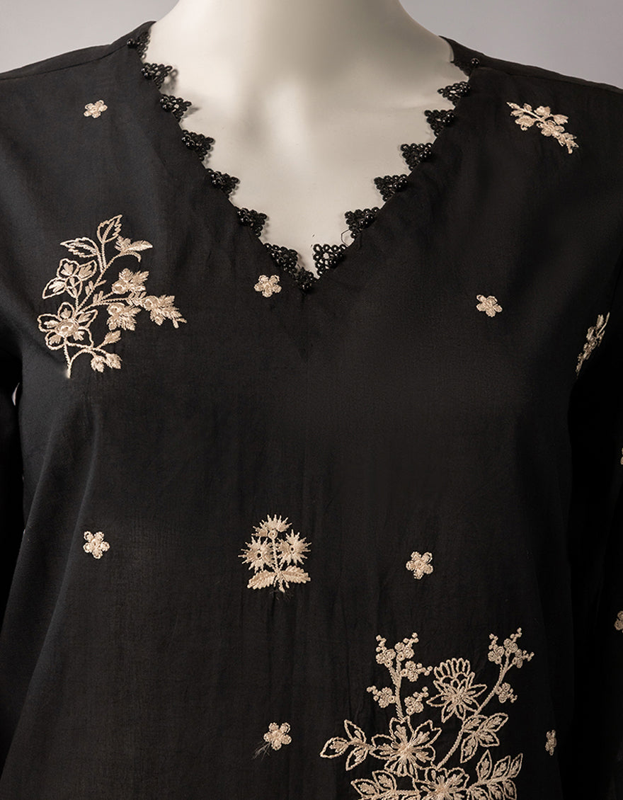 BLACK LAWN EMBROIDERED UNSTITCHED 3PC