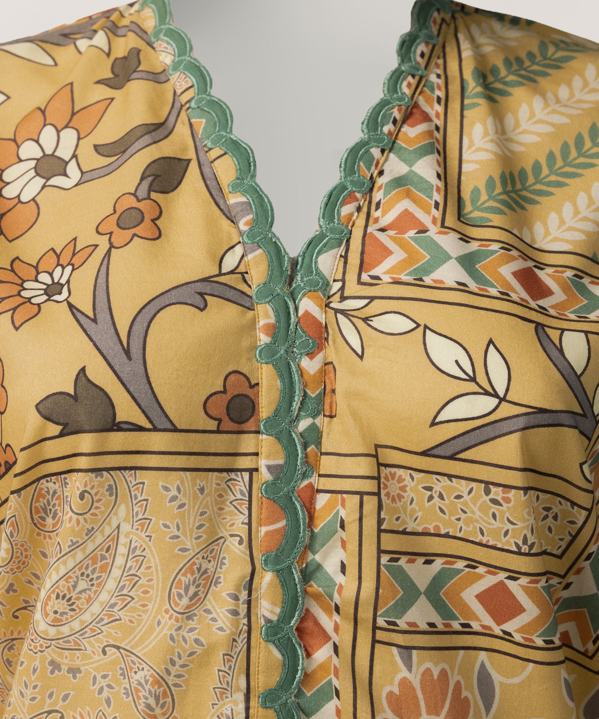 Mustard Lawn Digital Printed Stitched 3Pc