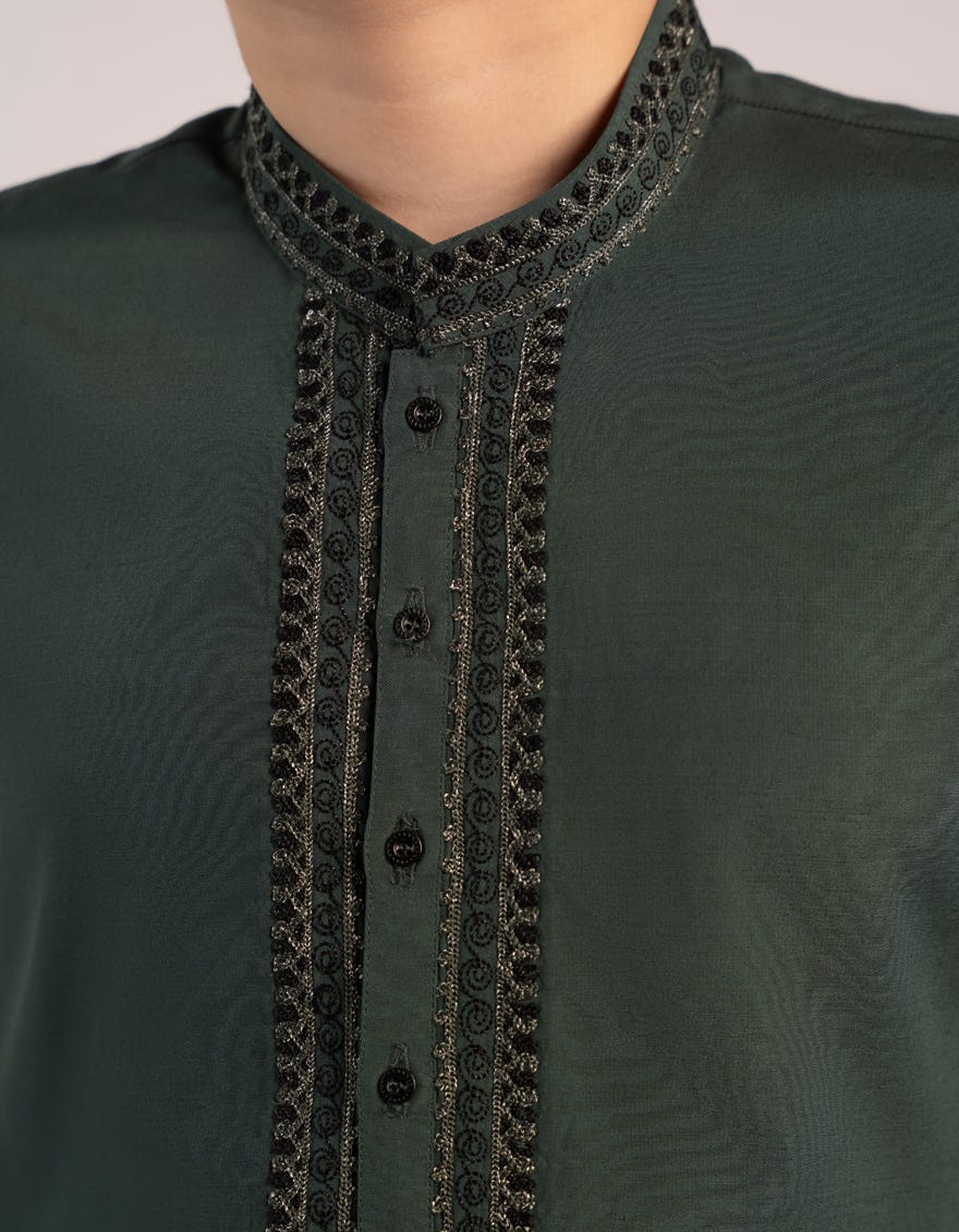 GREEN KAMEEZ SHALWAR