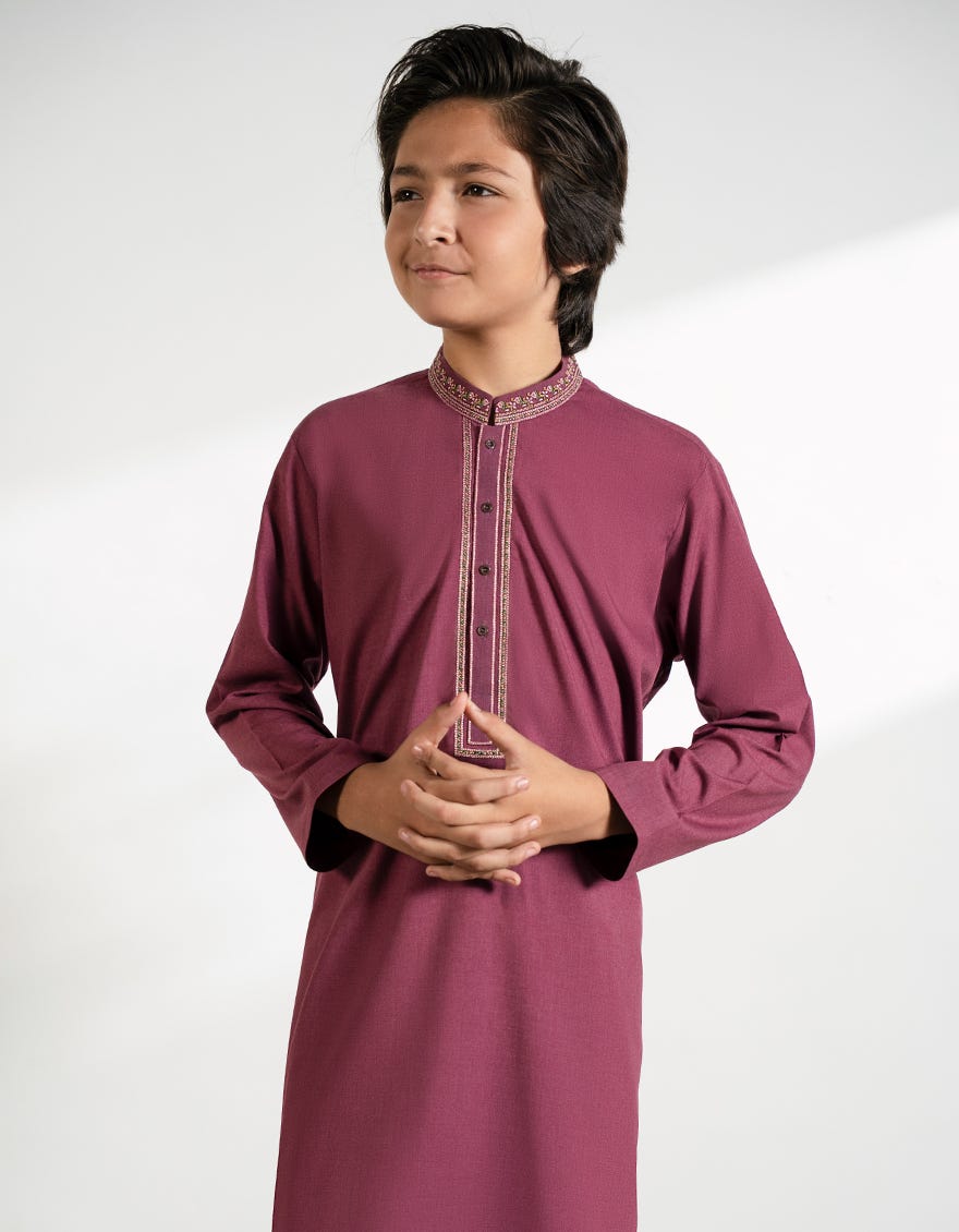 MAGENTA BLENDED KAMEEZ SHALWAR