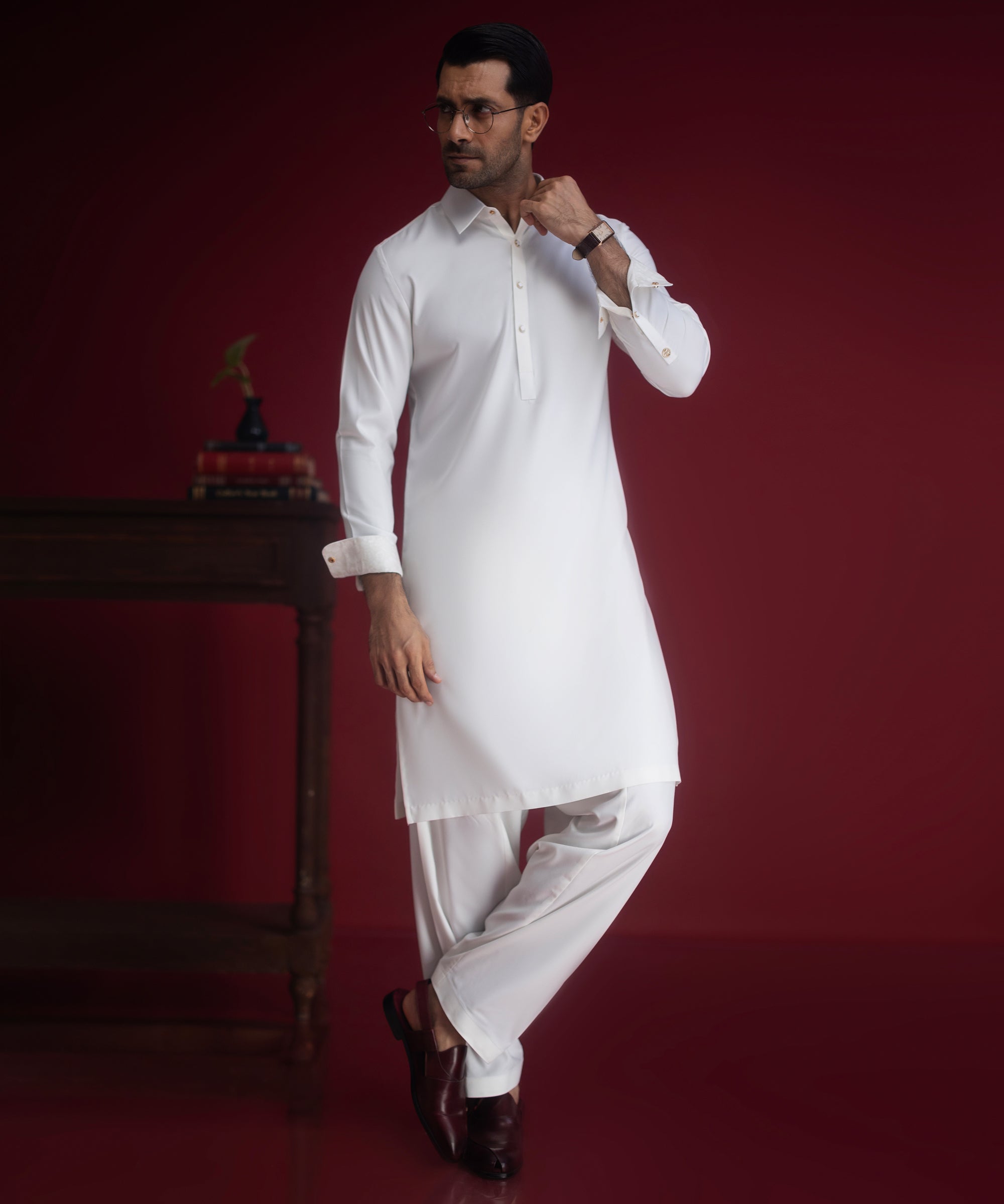 AZUSA-OFF WHITE EXCLUSIVE KAMEEZ SHALWAR