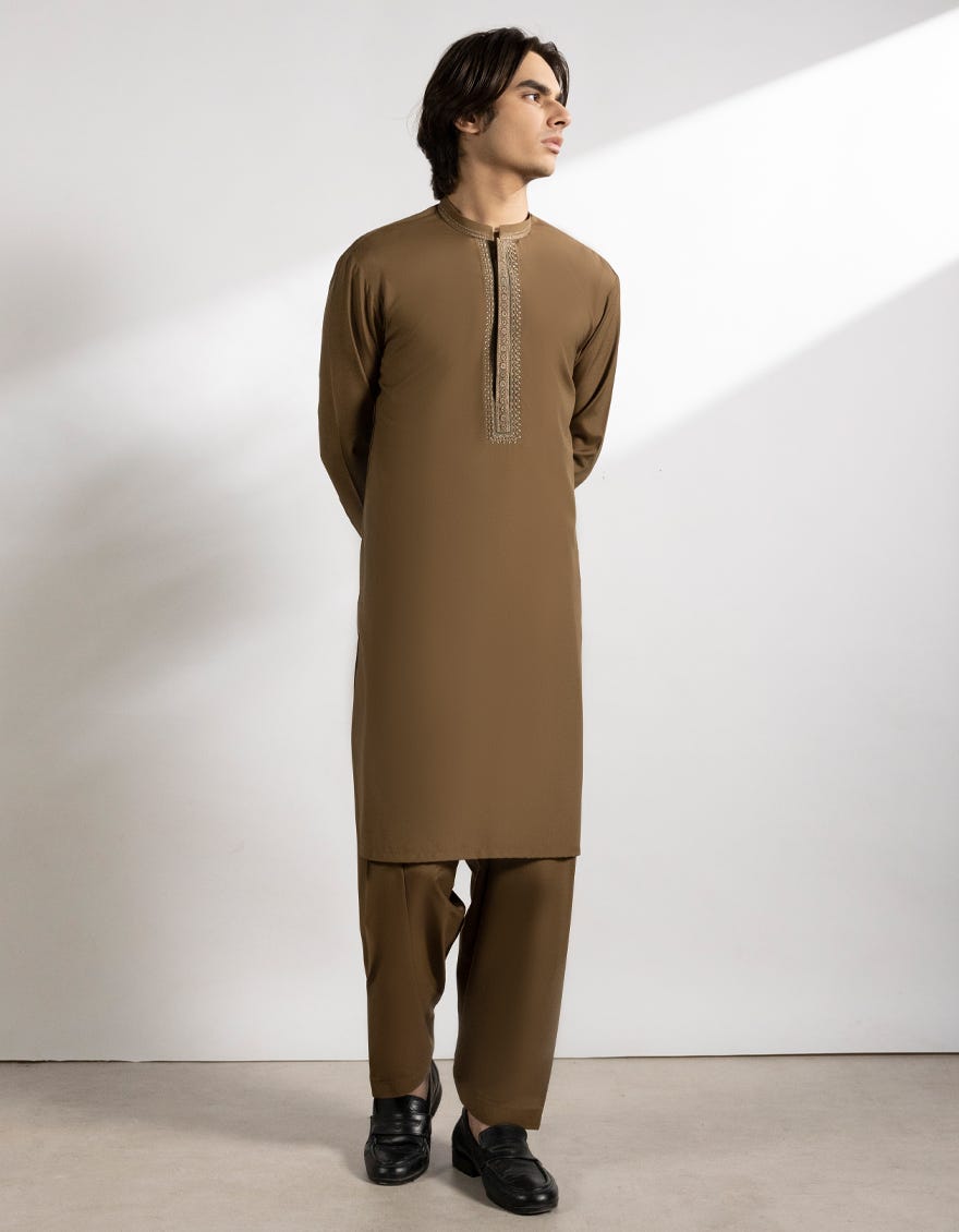 BROWN BLENDED KAMEEZ SHALWAR