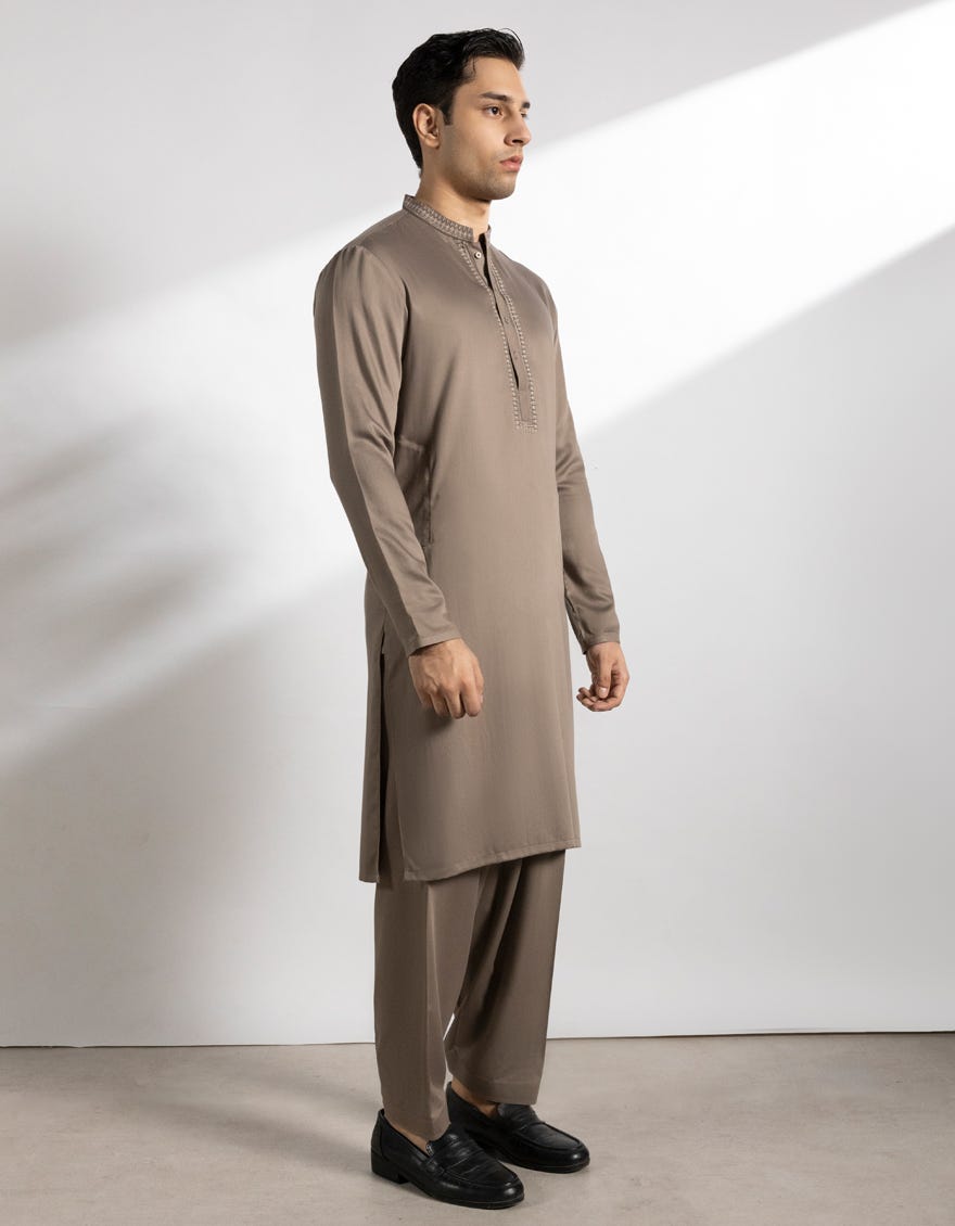 CHESTNUT BROWN BLENDED KAMEEZ SHALWAR