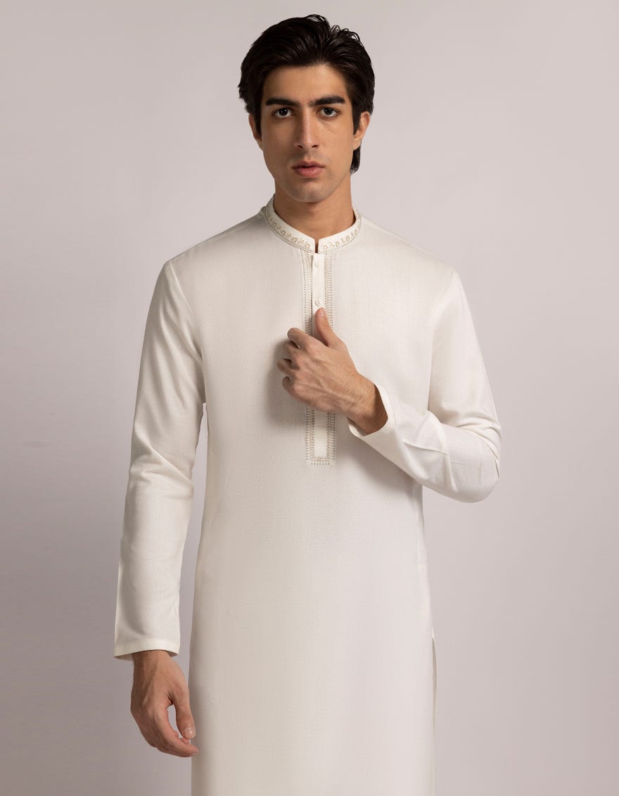 WHITE FORMAL KAMEEZ SHALWAR