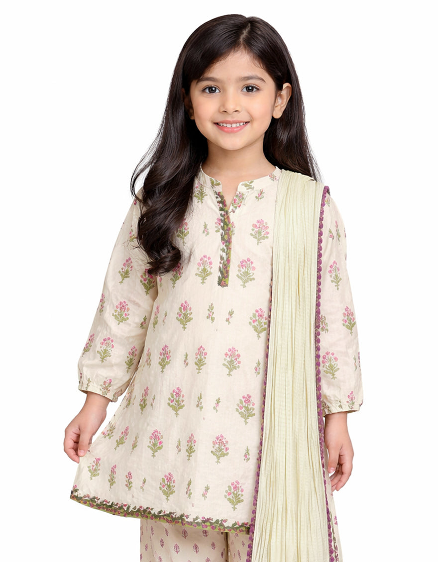 MULTICOLOR LAWN PRINTED STITCHED 3PC