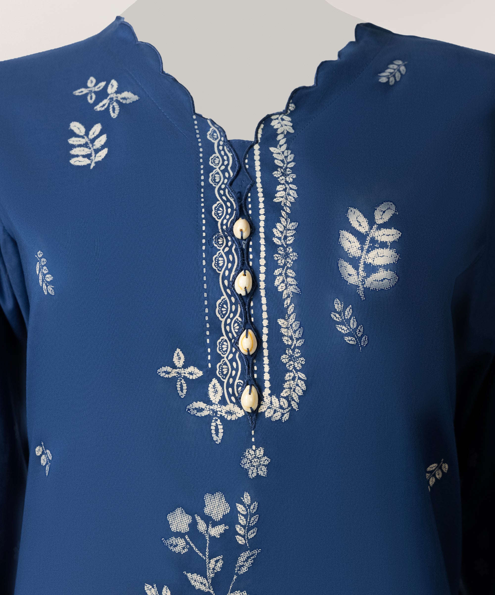 Blue Lawn Printed Stitched 3Pc