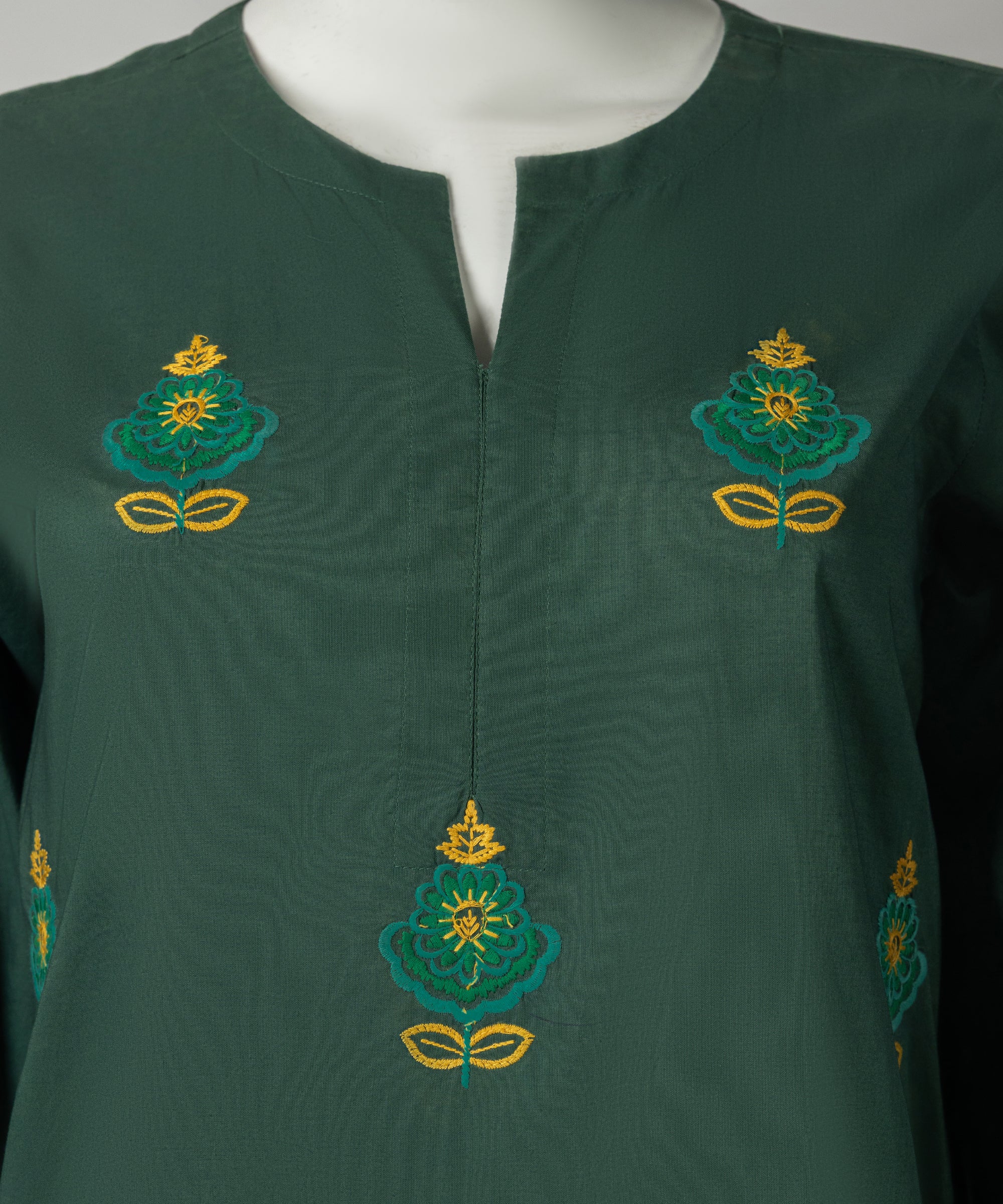 Green Jacquard Embroidered Stitched 3Pc