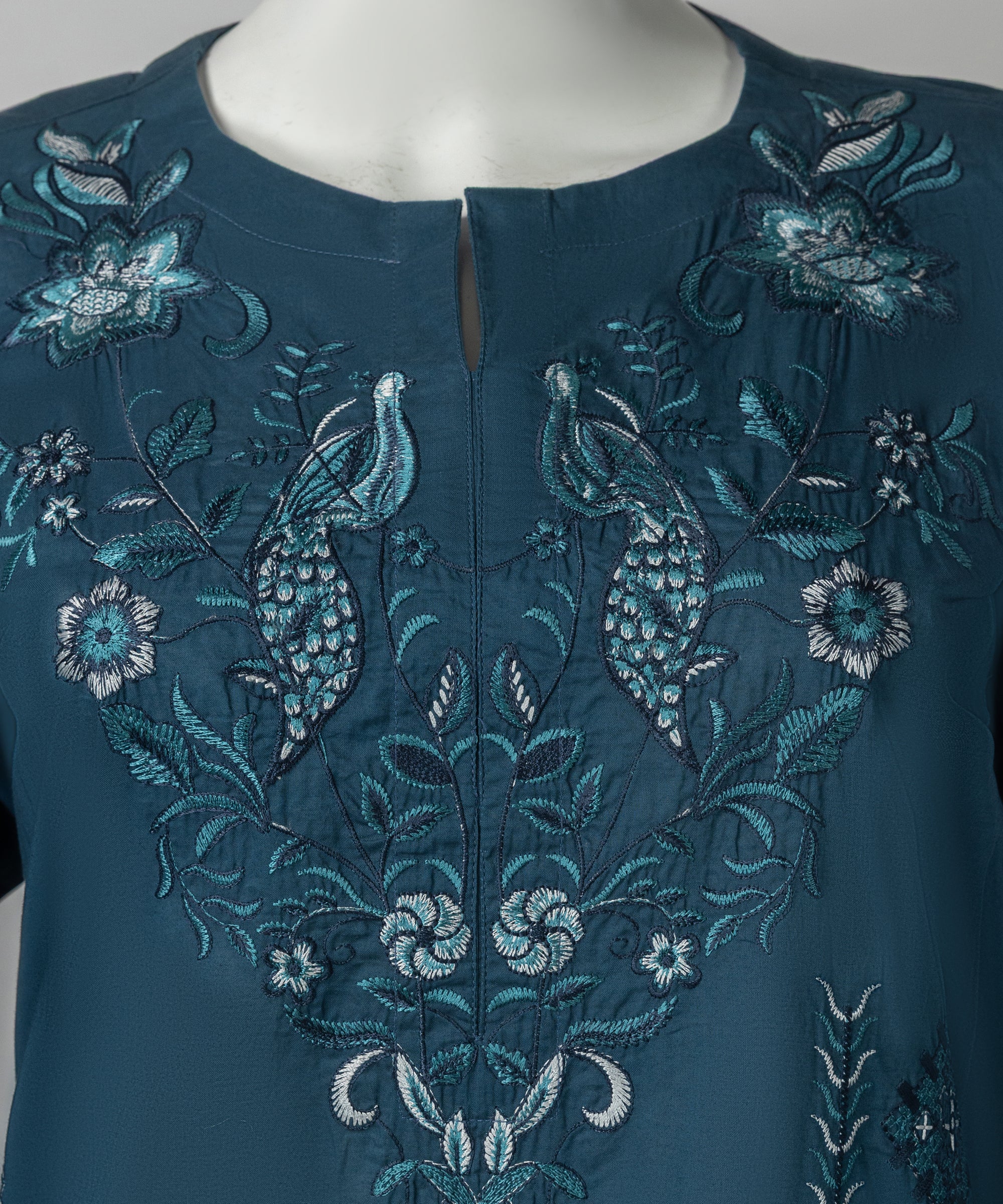 Blue Lawn Embroidered Stitched 3Pc