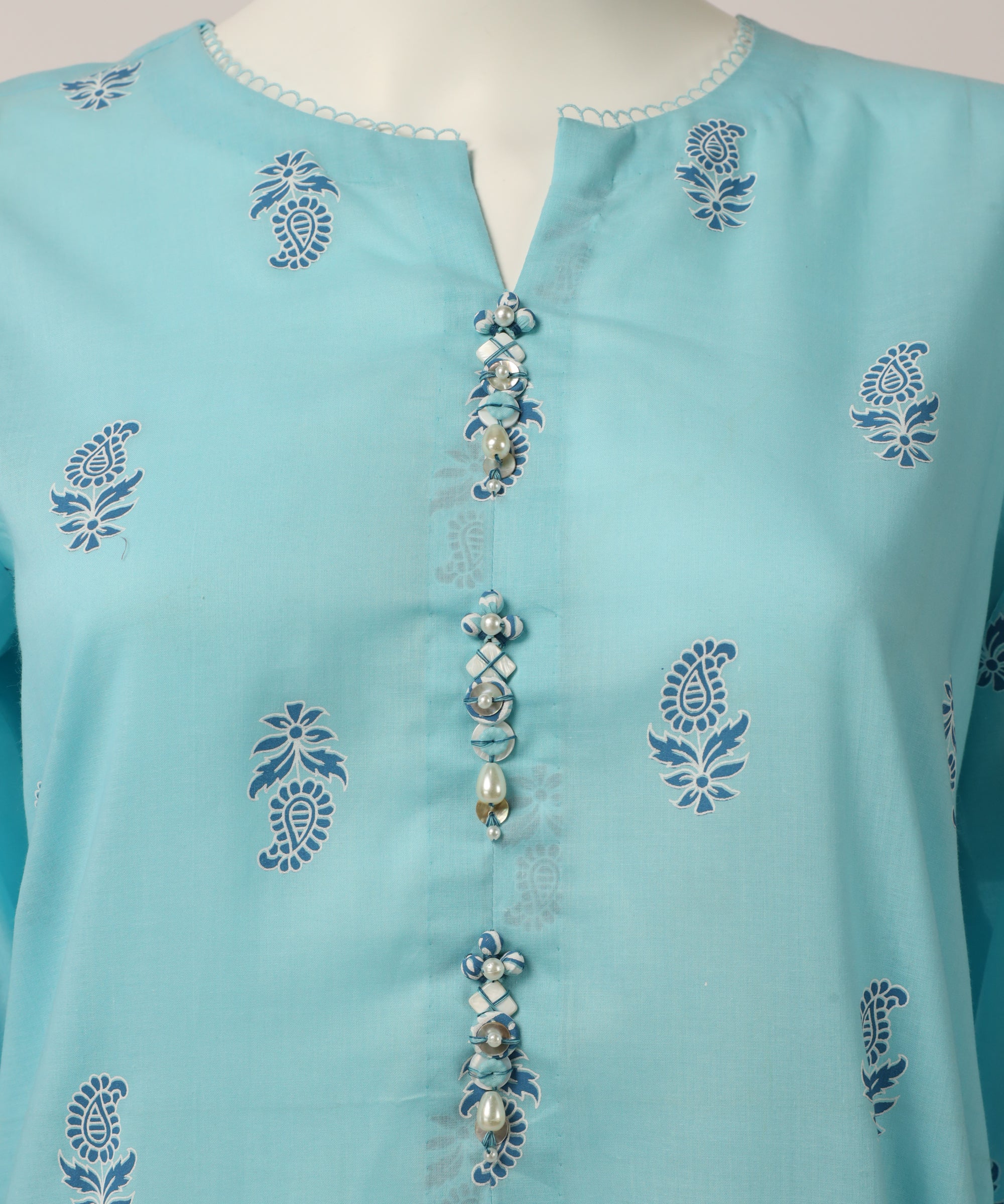 MULTICOLOR LAWN PASTE PRINTED UNSTITCHED 3PC