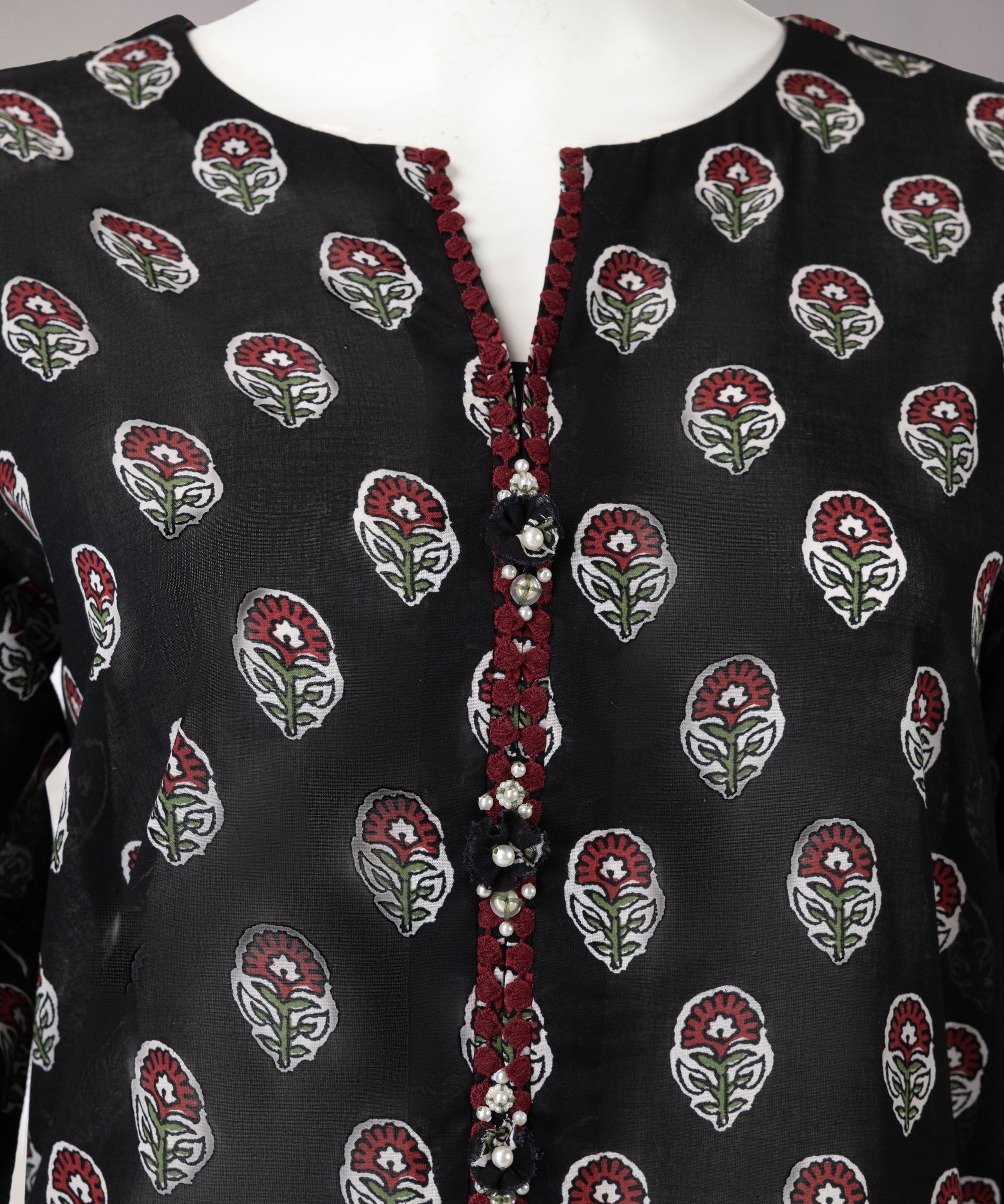 Black Lawn Printed Unstitched 3Pc