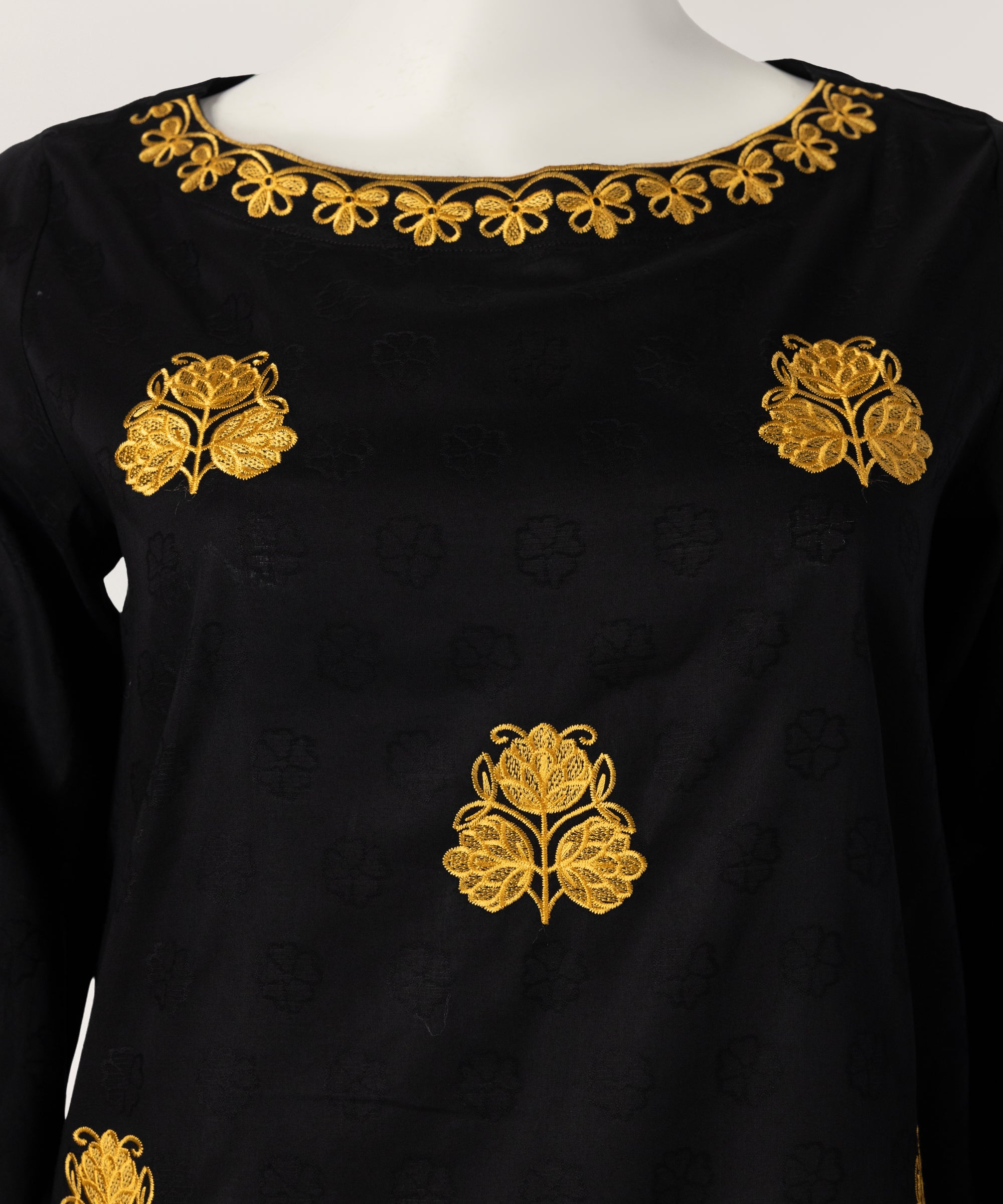 Black Lawn Embroidered Co-Ord Set