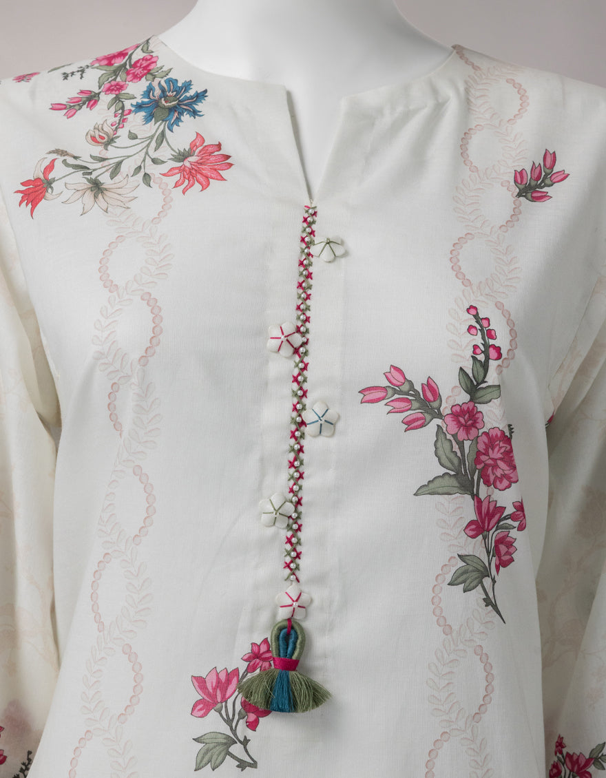 MULTICOLOR LAWN DIGITAL PRINTED UNSTITCHED 1PC
