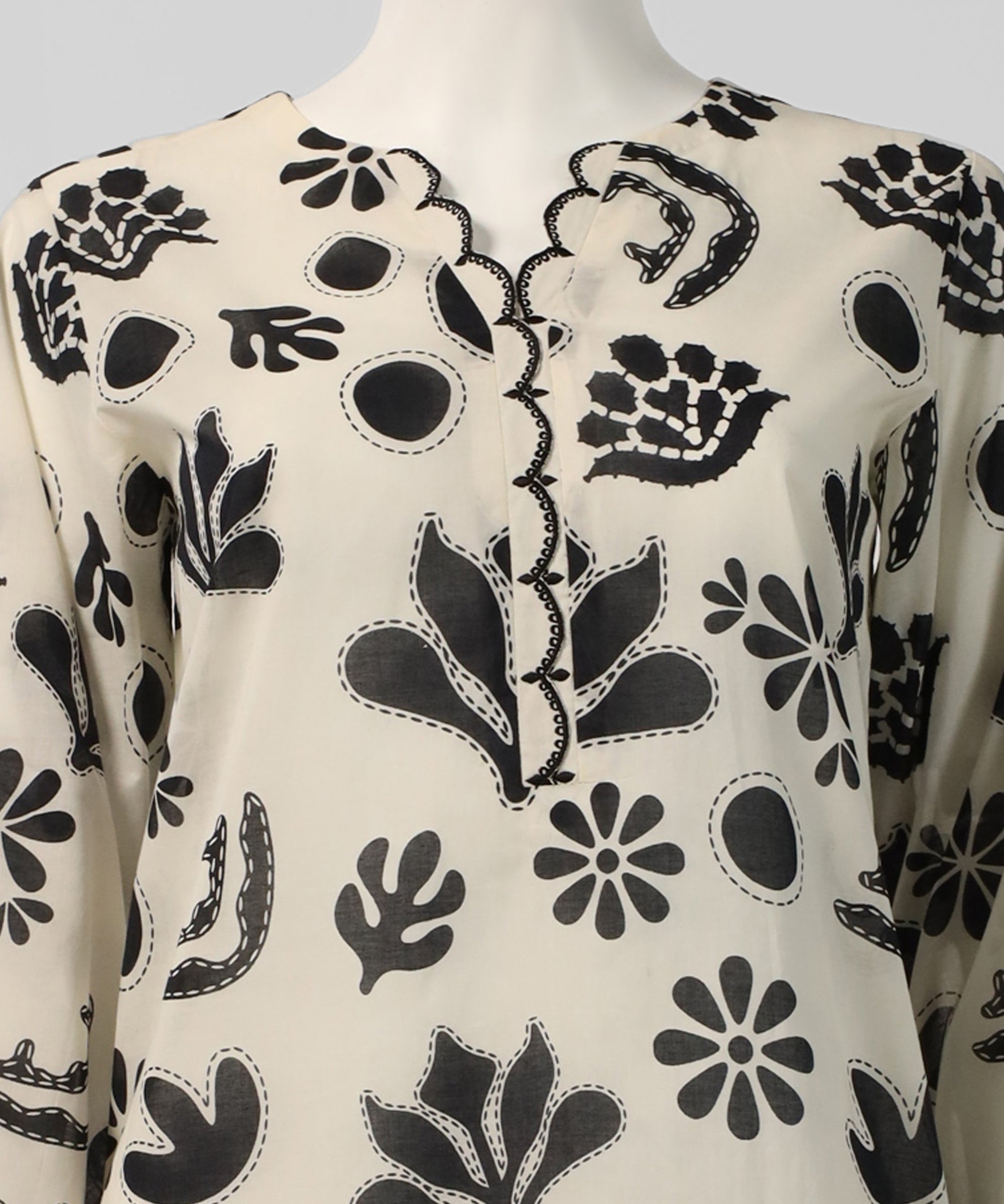 Off White Lawn Printed Unstitched 1Pc