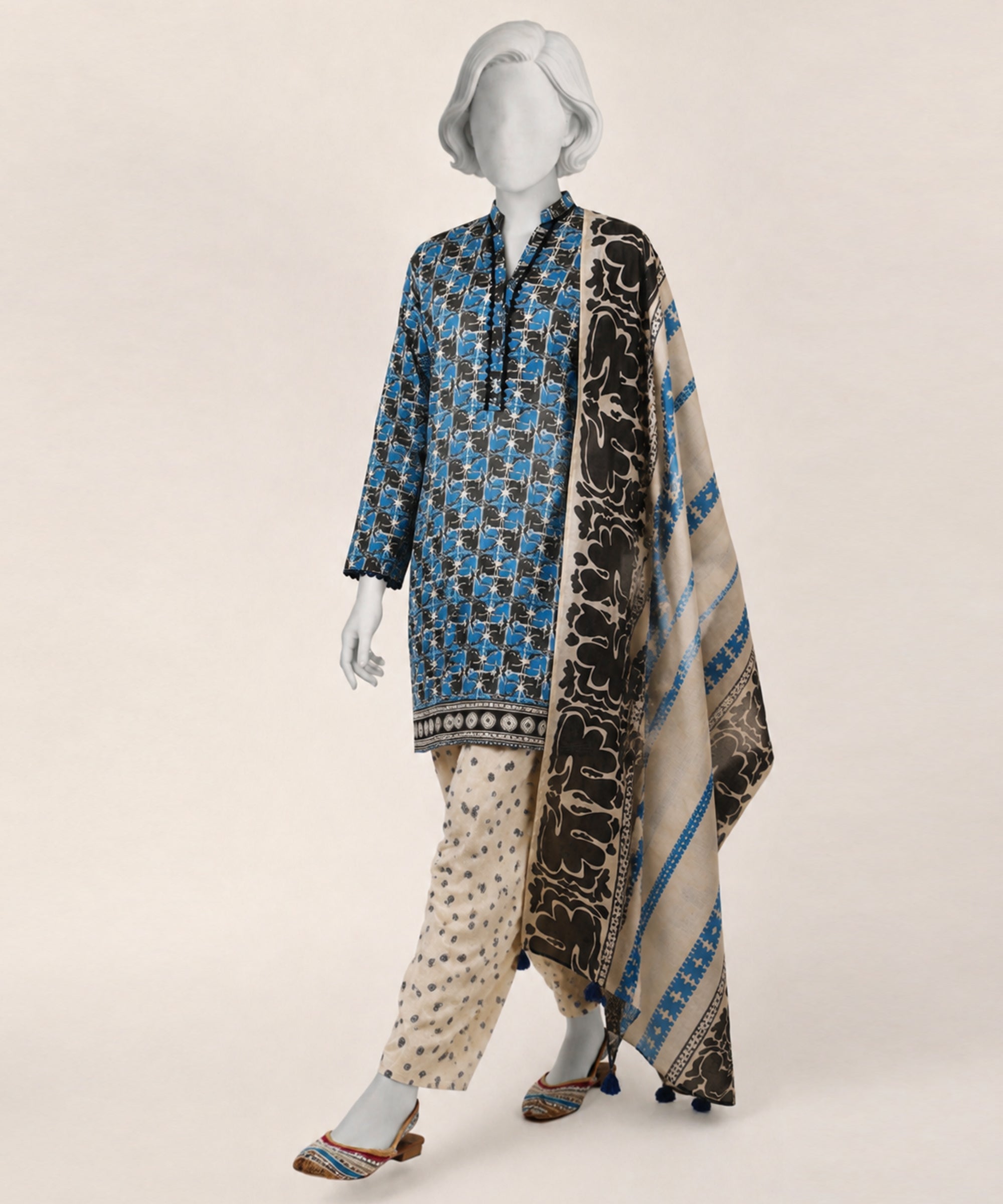 Blue Lawn Printed Stitched 3Pc