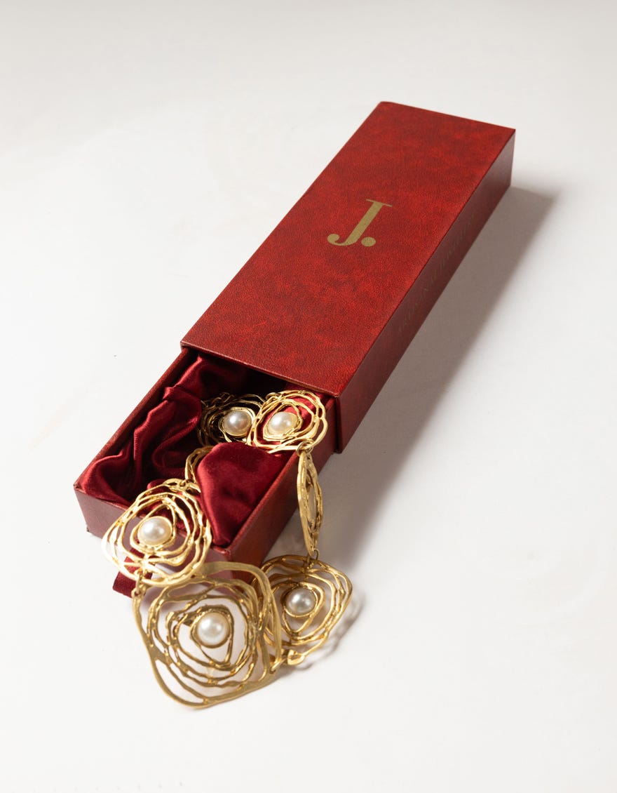 ROYAL PEARL ORBIT PENDANT