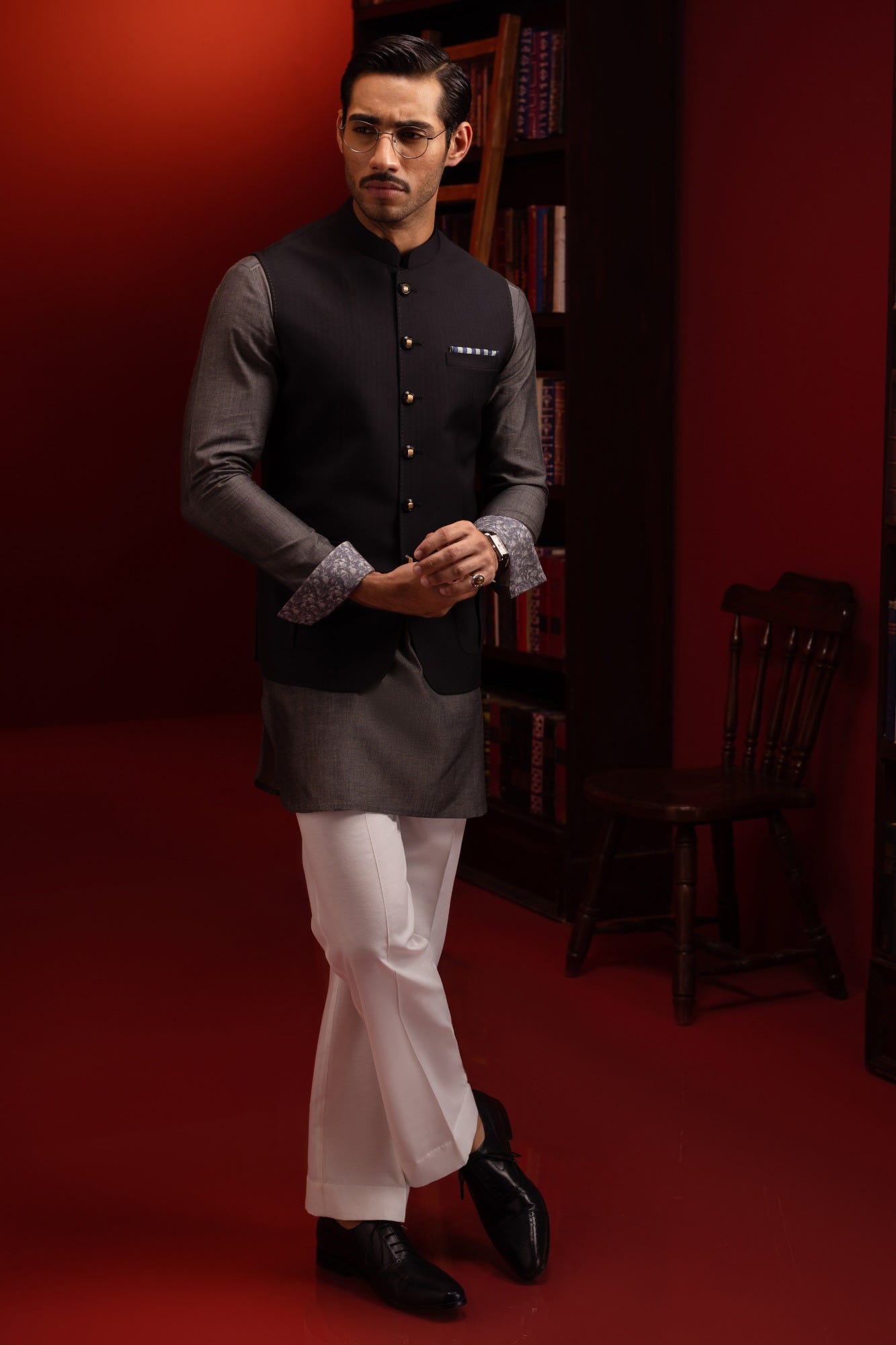 CLASSIC VEST - BLACK BLENDED WAISTCOAT