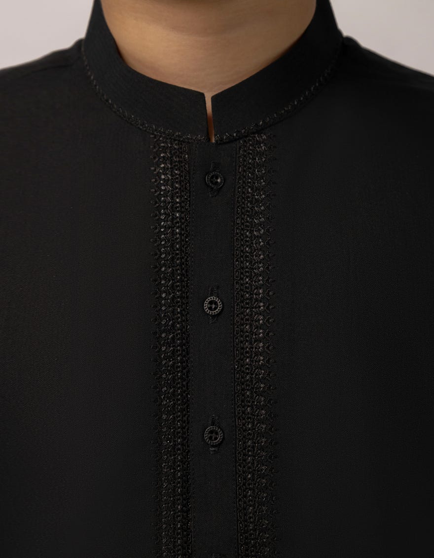 BLACK SEMI-FORMAL KAMEEZ SHALWAR