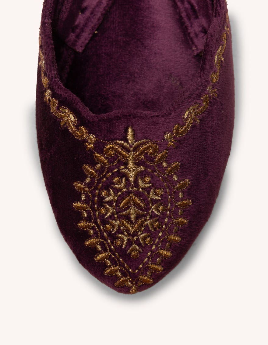 PURPLE SUEDE KHUSSA