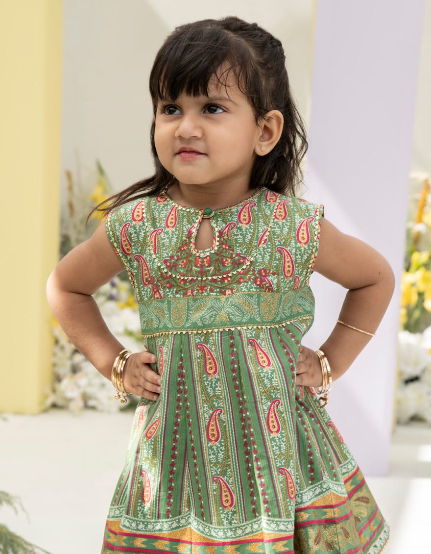 GREEN LAWN INFANT 2PC STITCHED | JGKL-S-JK2-24-5633