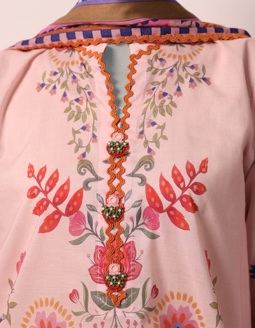 MULTICOLOR LAWN DIGITAL PRINTED UNSTITCHED 3PC