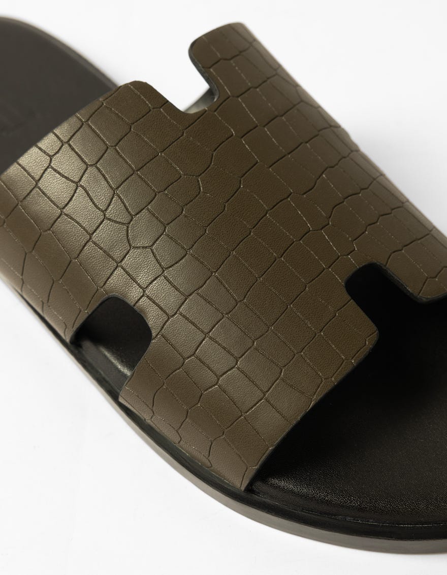 GREEN TEXTURED SLIDES