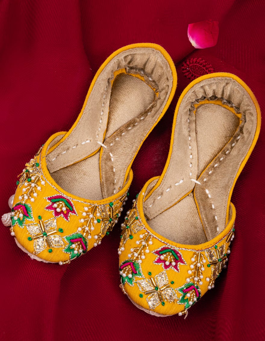 Yellow Khussa | Jj-Klkh-23-008