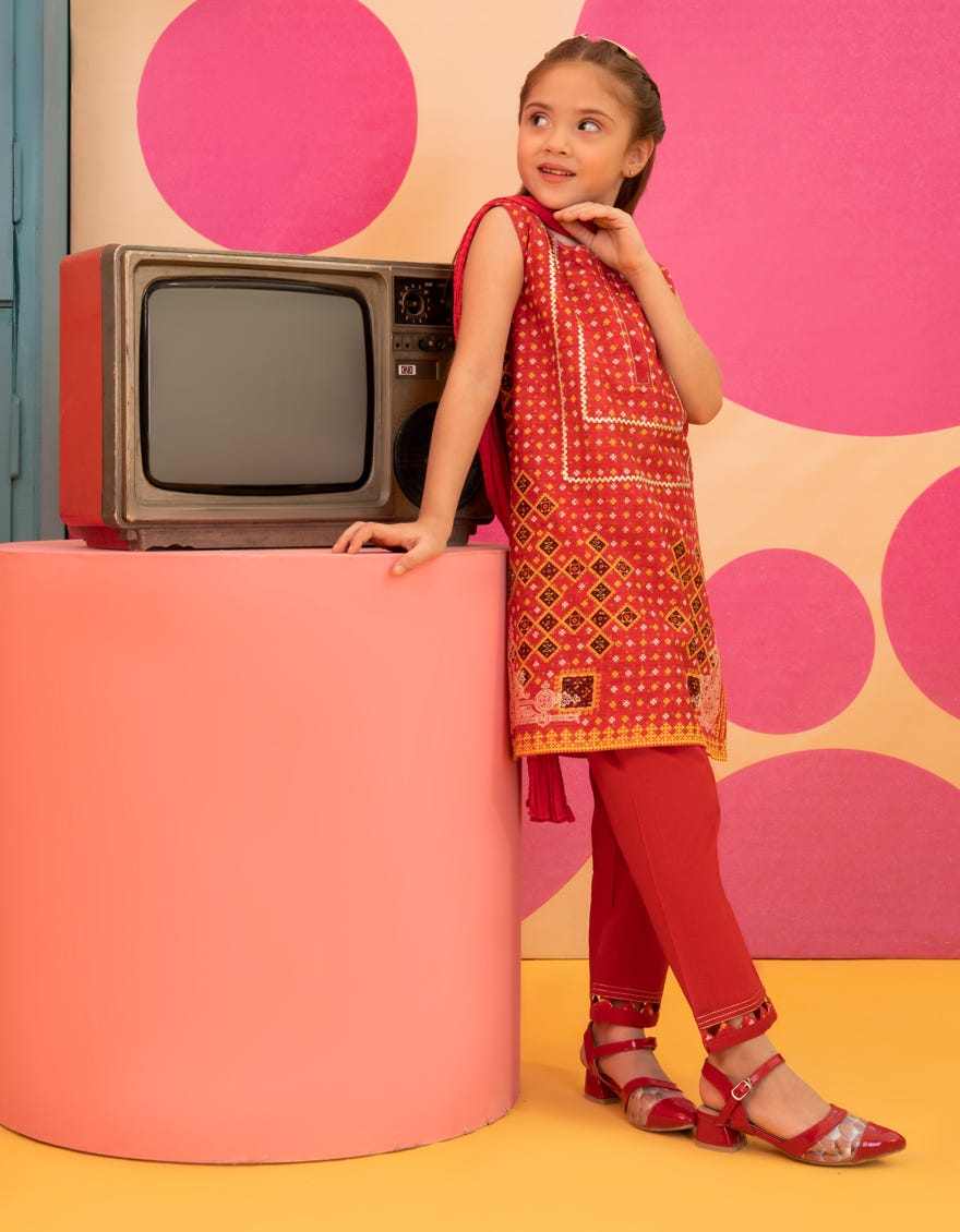 Red Lawn Girls 3 Piece Stitched | Jgkl-S-23-1520