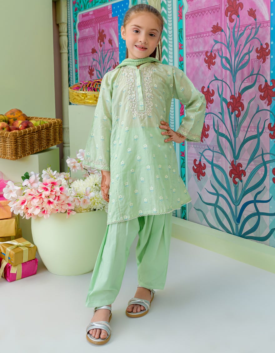 Green Lawn Girls 3 Piece Stitched | Jgkl-S-23-1549