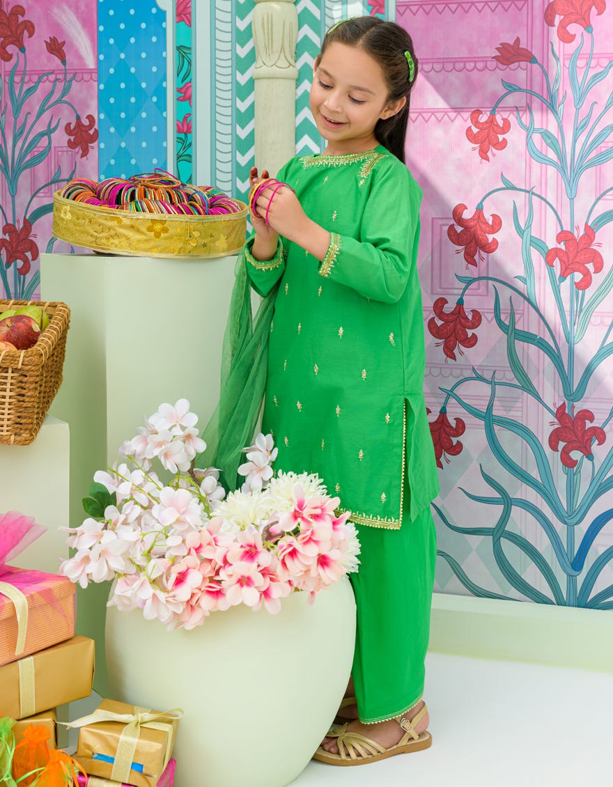Green Lawn Girls 3 Piece Stitched | Jgkl-S-23-1551