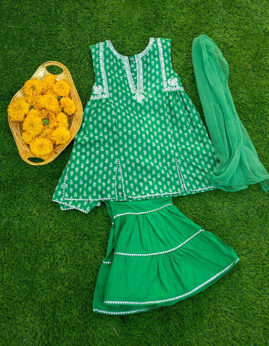 Green Lawn Infant Girl Stitched | Jgkl-S-23-1564