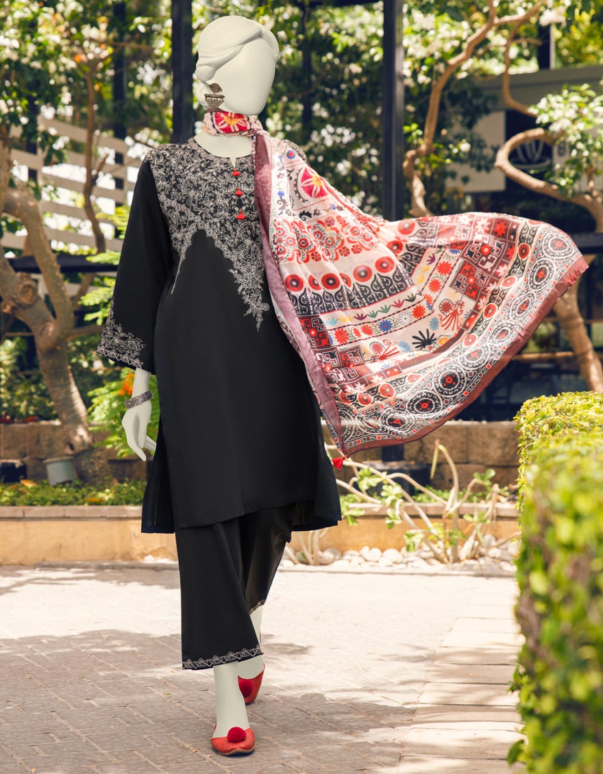 Black Lawn 3 Piece Stitched Dress | Jlawn-S-23-378