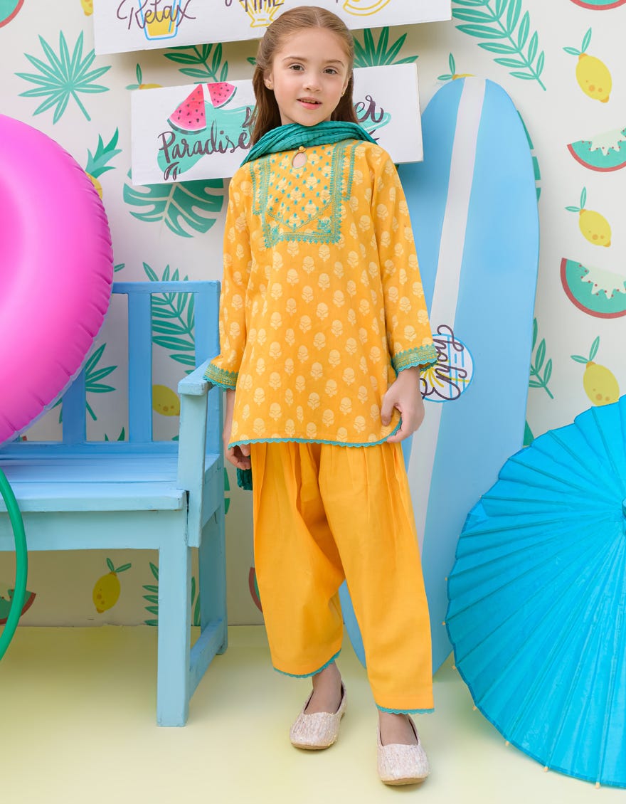 Yellow Lawn Girls 3 Piece Stitched | Jgkl-S-24-1516