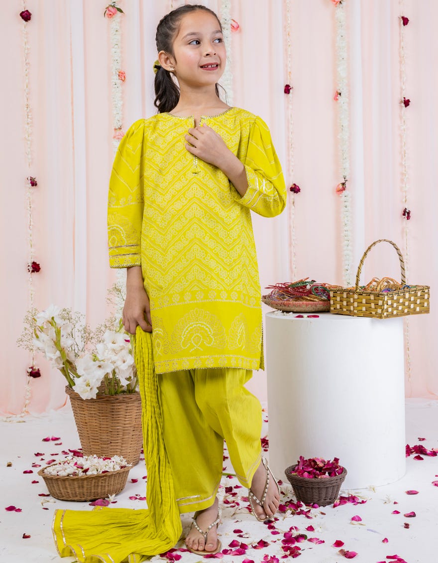 Green Lawn Stitched 3 Piece | Jgkl-S-24-1542