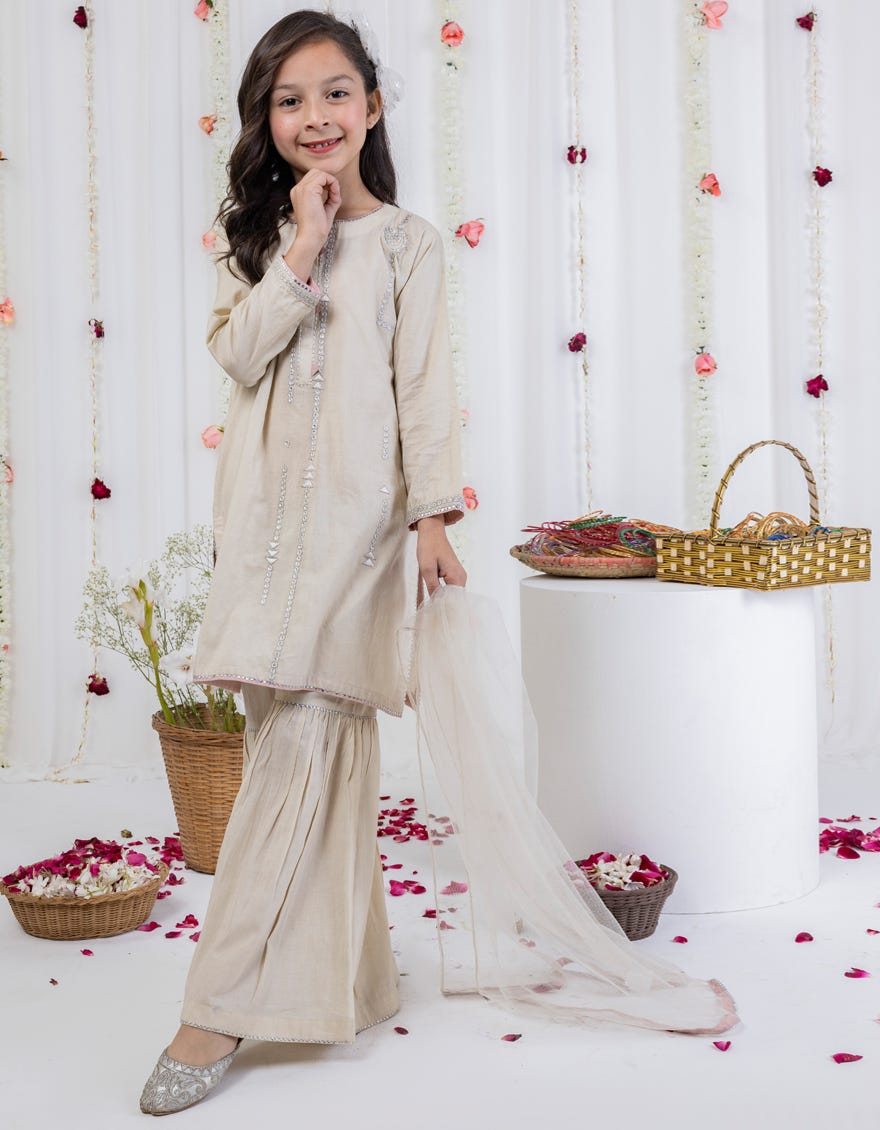 Beige Lawn Stitched 3 Piece | Jgkl-S-24-1554