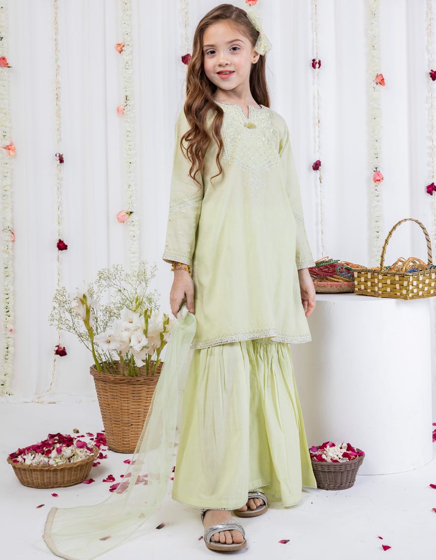 Green Lawn Stitched 3 Piece | Jgkl-S-24-1555