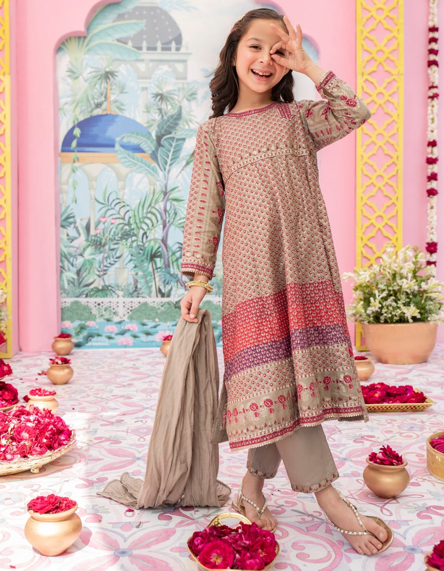 Grey Lawn Stitched 3 Piece | Jgkl-S-24-1560