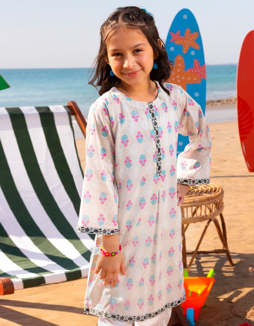 MULTICOLOR LAWN PRINTED KURTA