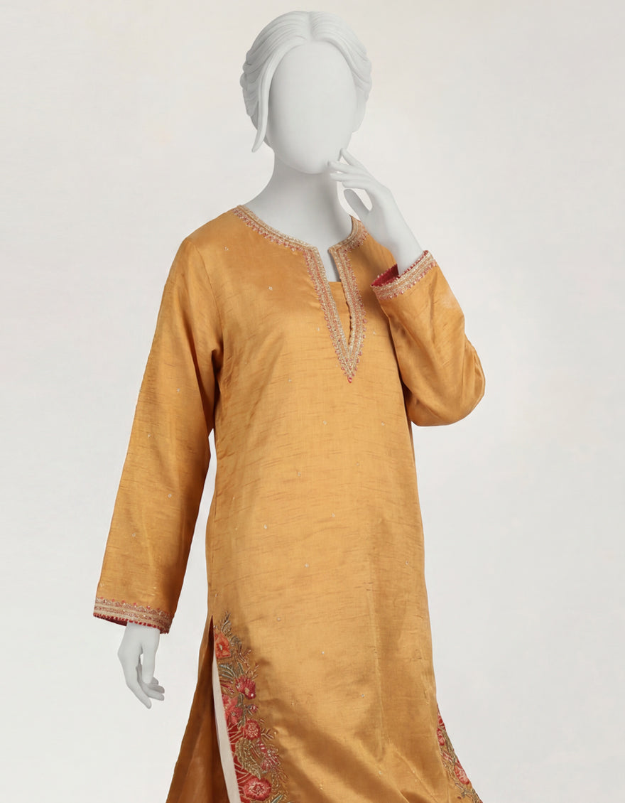 GOLDEN RAW SILK EMBROIDERED KURTA