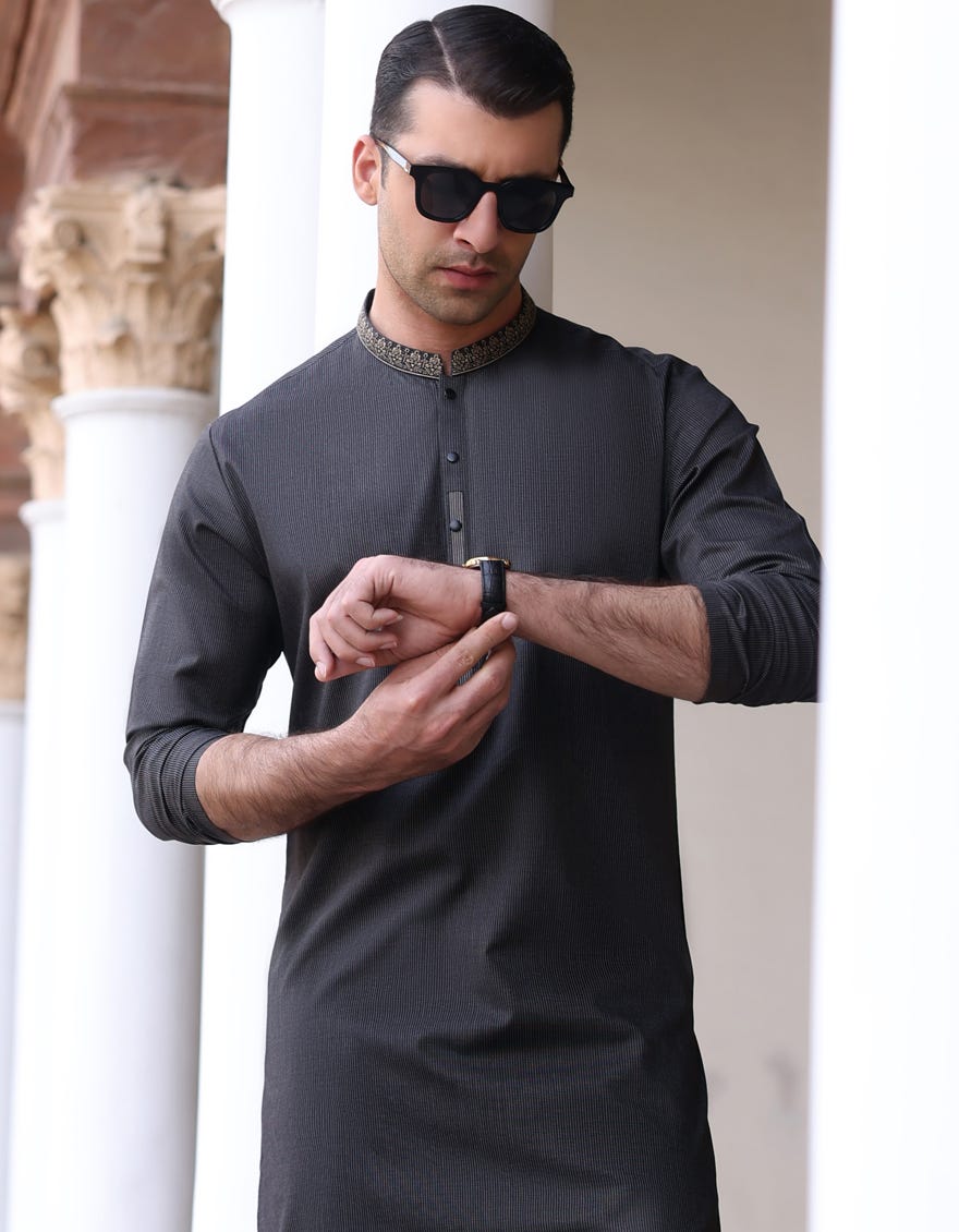Hatched Black Cotton Men's Kurta | Jjk-A-32736