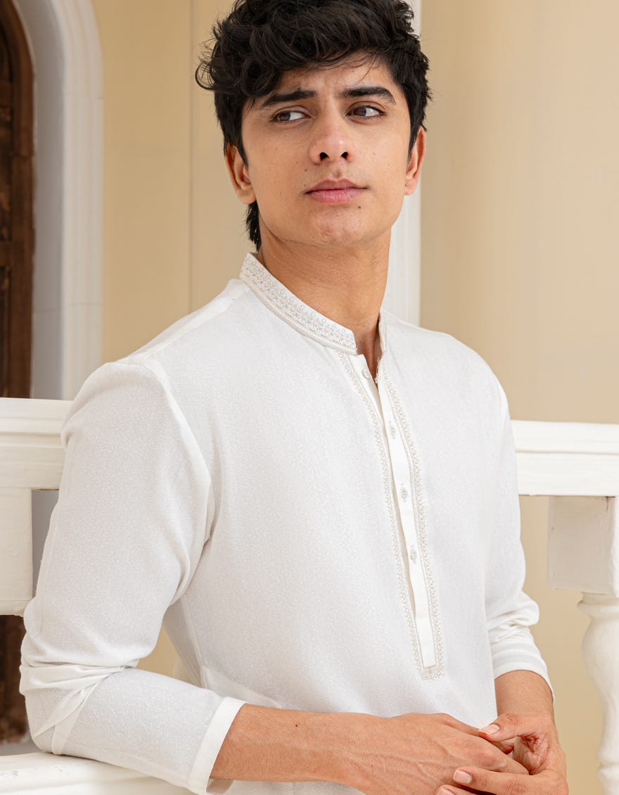 OFF WHITE BLENDED KAMEEZ SHALWAR