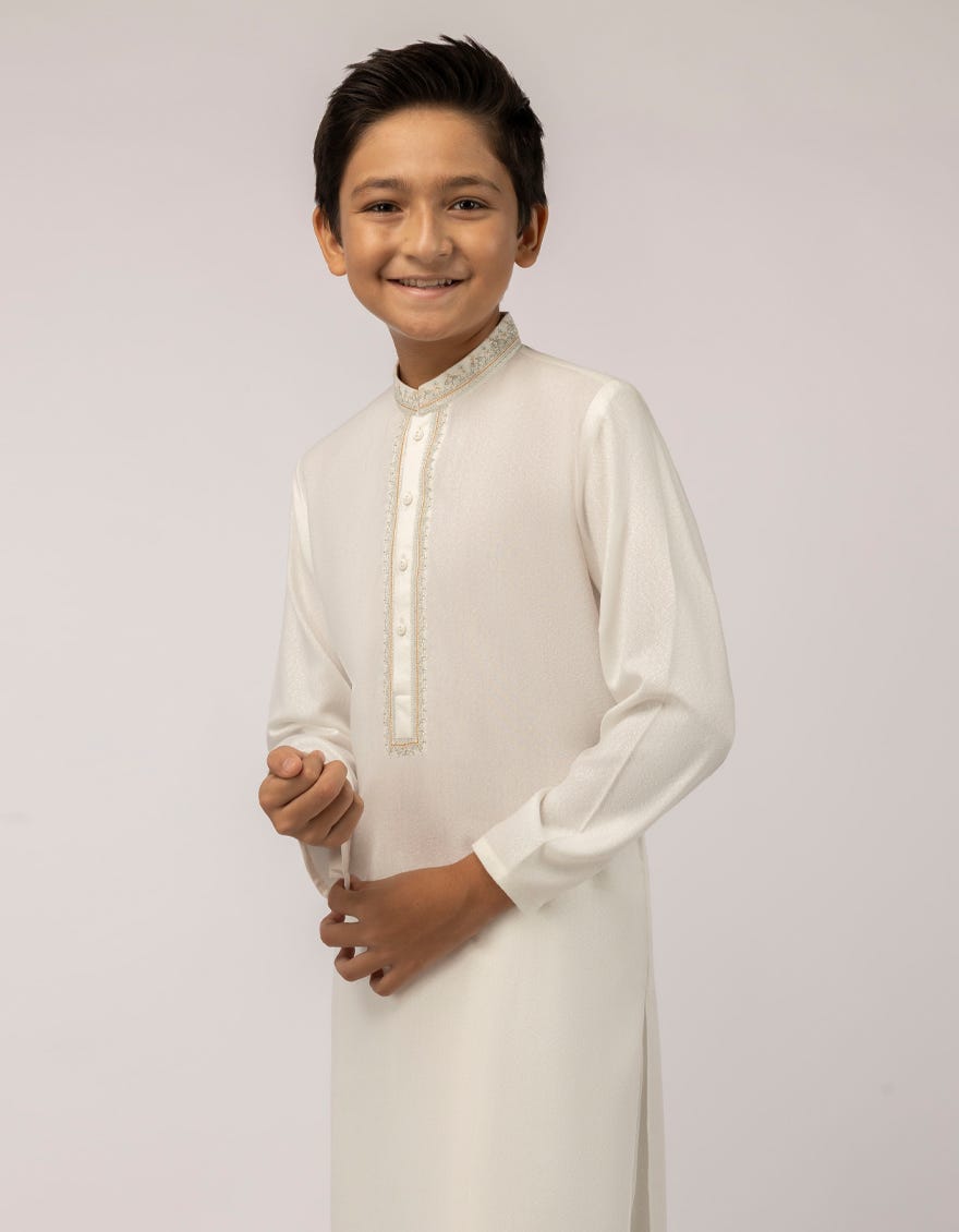 OFF WHITE FORMAL KAMEEZ SHALWAR