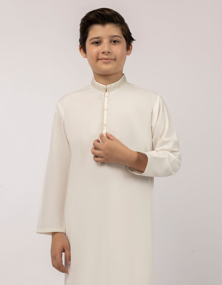WHITE FORMAL KAMEEZ SHALWAR