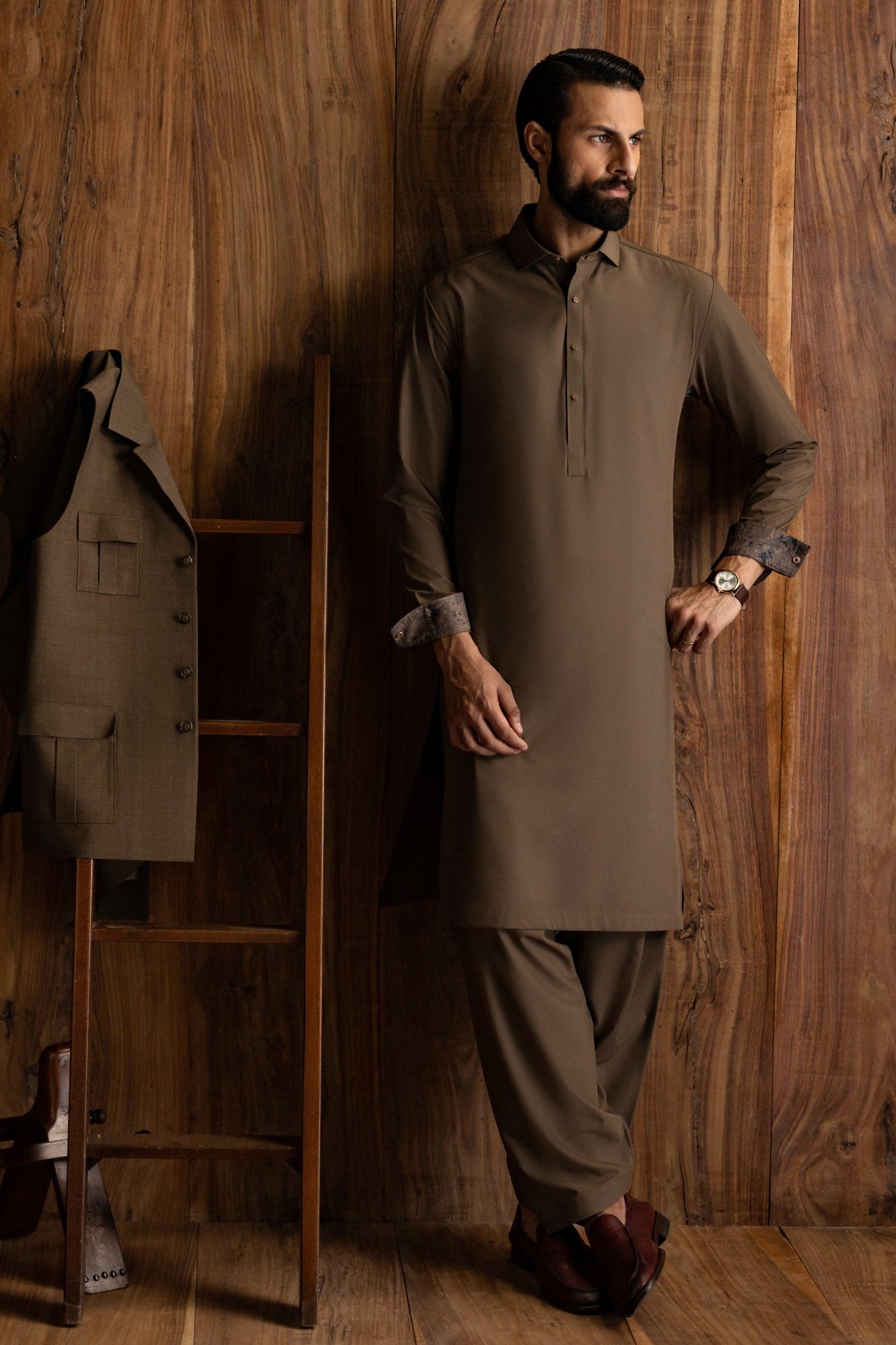 SHIZUOKA - BROWN BLENDED EXCLUSIVE KAMEEZ SHALWAR