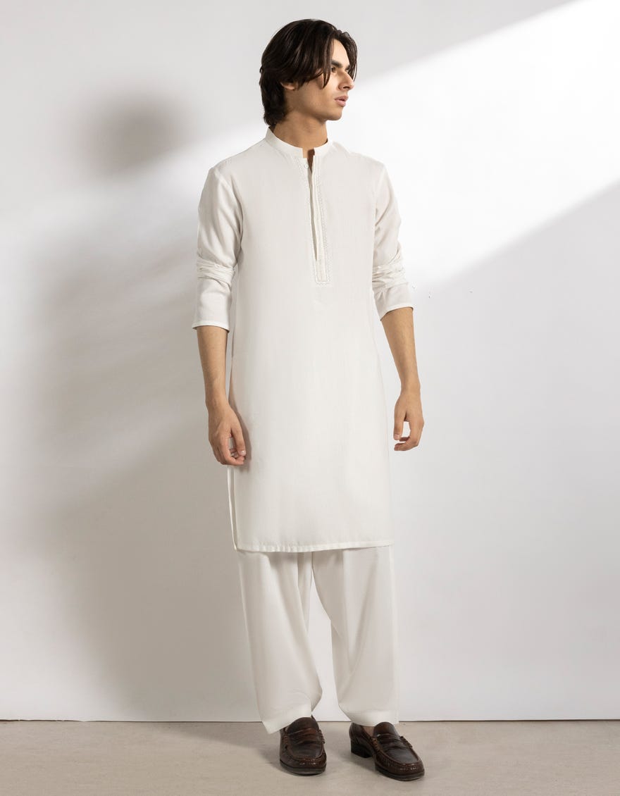 WHITE BLENDED KAMEEZ SHALWAR