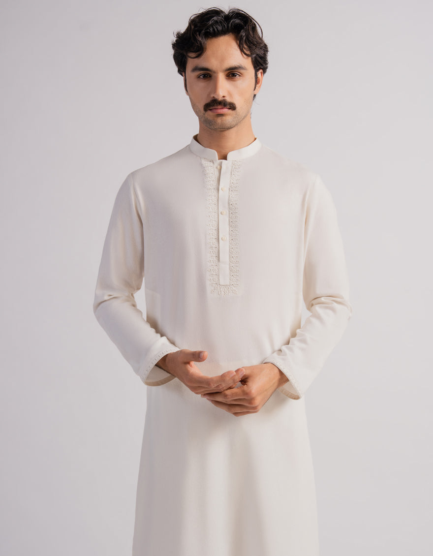 CREAM FORMAL SUIT WITH WAISTCOAT