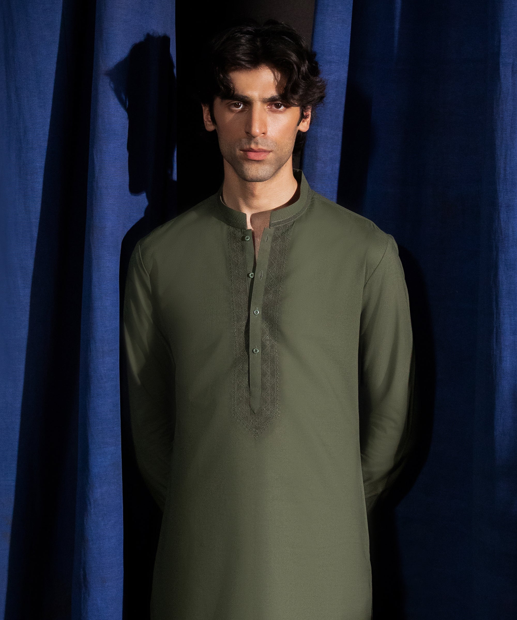 BLACK PLAIN KURTA TROUSERS