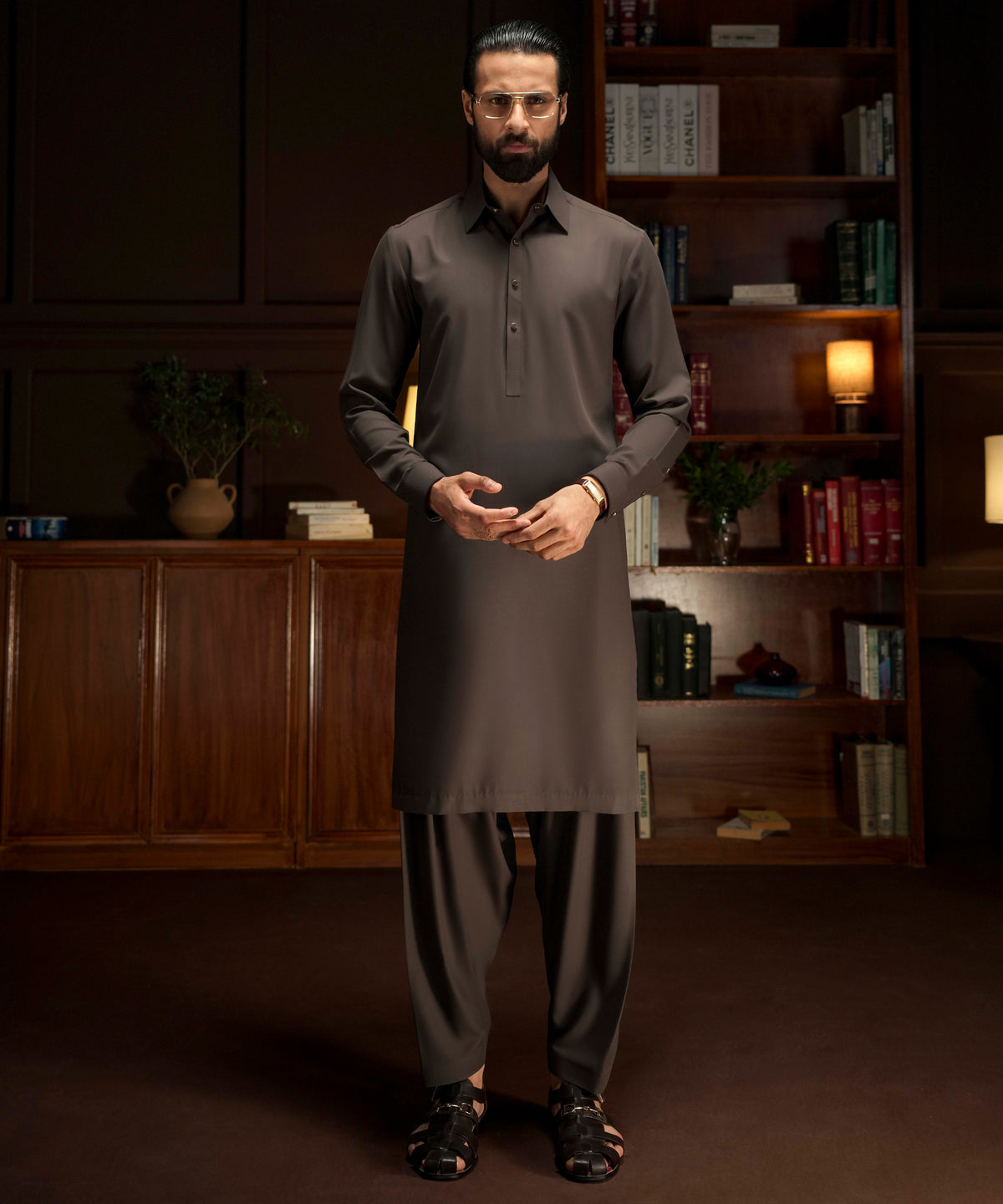 KOBE - Brown Kameez Shalwar